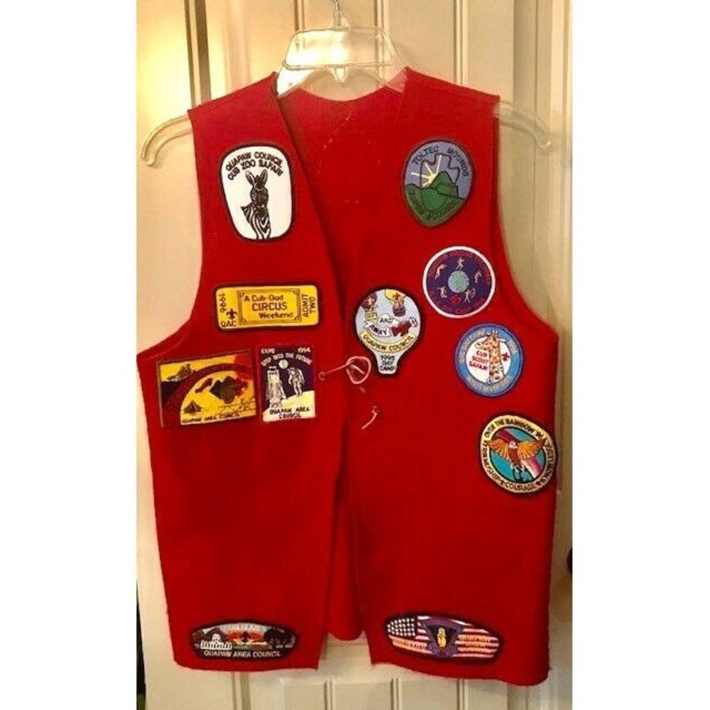 Vintage 1990'S BOY SCOUTS Patch Felt Red Vest with 14 Patches